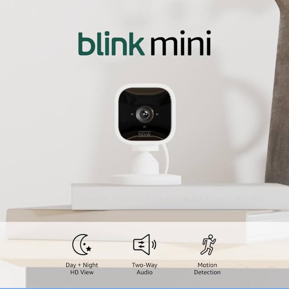Blink Mini - Compact indoor plug-in smart security camera - open box, unused